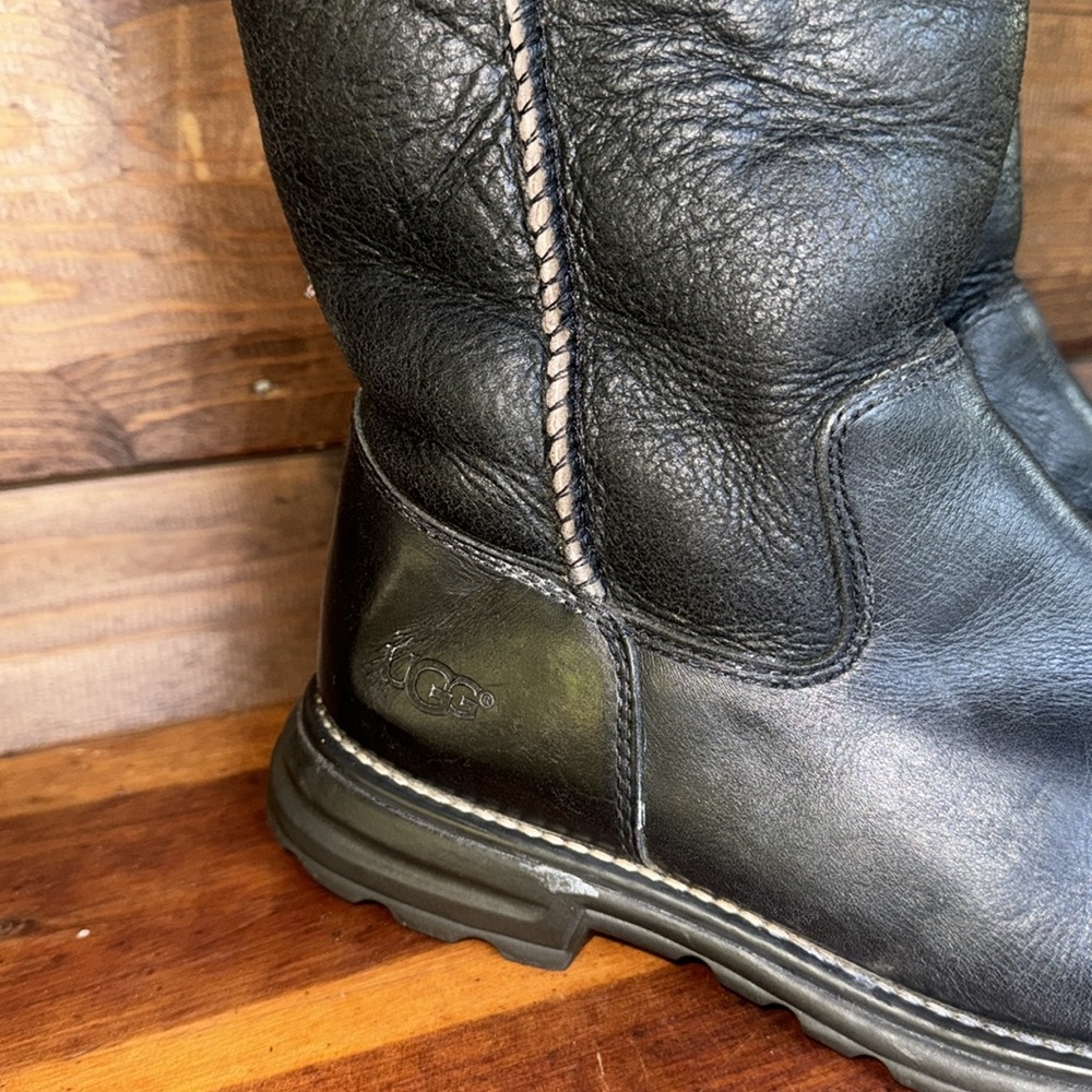 UGG Brooks Tall black leather sheepskin waterproof winter boots - Picture 2 of 5